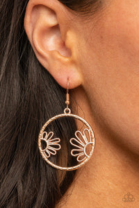 Earrings Fish Hook,Rose Gold,Demurely Daisy Rose Gold ✧ Earrings