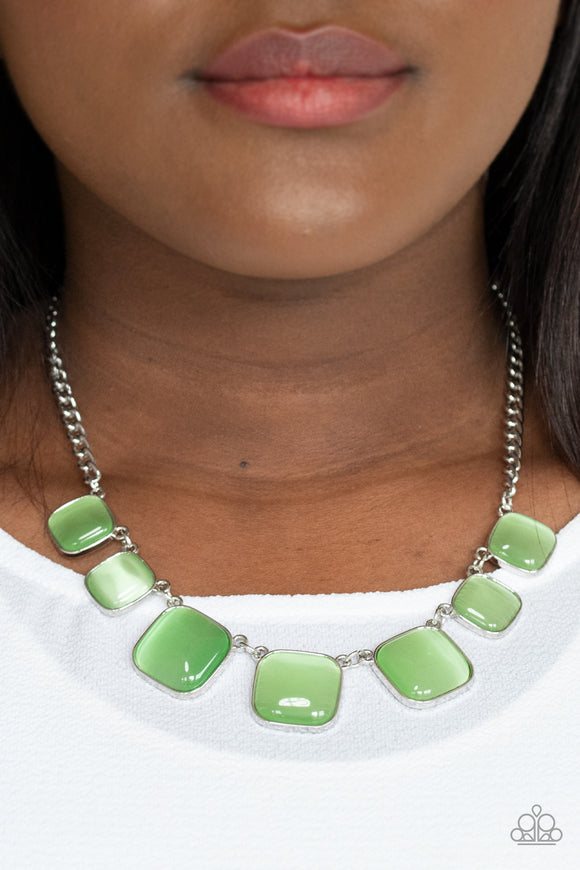 Aura Allure Green ✧ Necklace Short