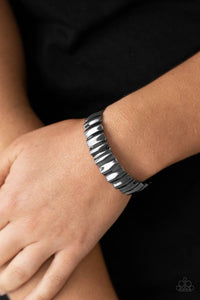 Black,Bracelet Cuff,Gunmetal,Across The HEIR-Waves Black  ✧ Bracelet