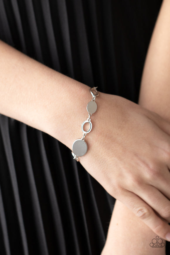 OVAL and Out Silver ✧ Bracelet Bracelet