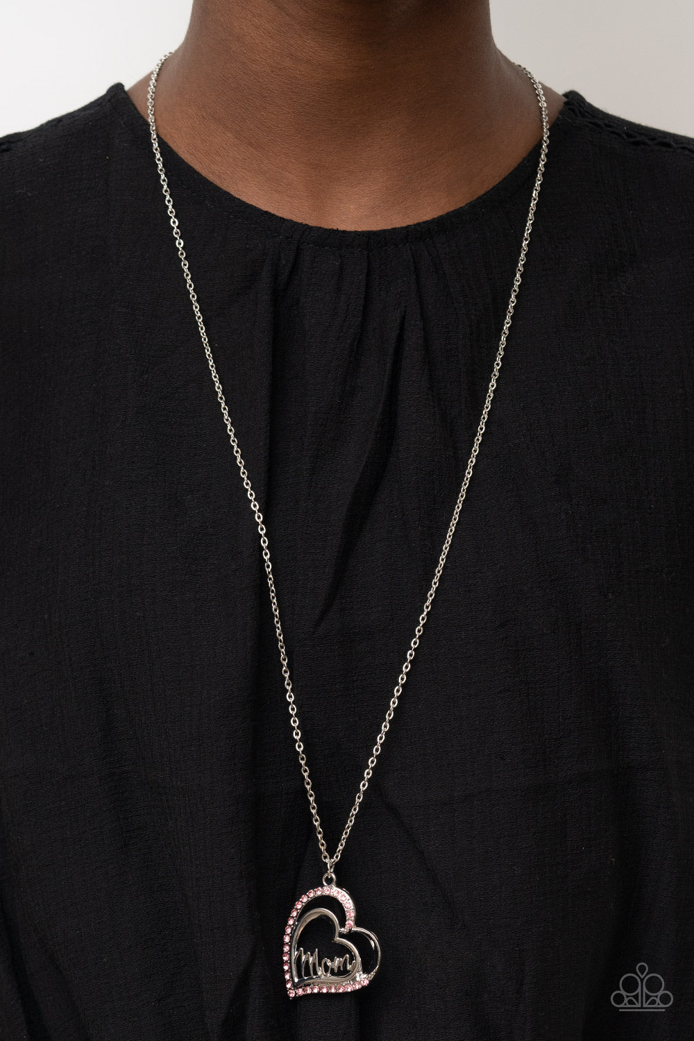 A Mothers Heart Pink ✧ Necklace