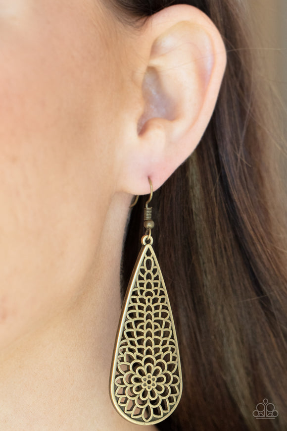 Posy Pasture Brass ✧ Earrings Earrings