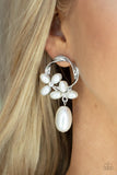 Elegant Expo White ✧ Post Earrings Post Earrings