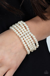 Bracelet Stretchy,White,A Pearly Affair White  ✧ Bracelet