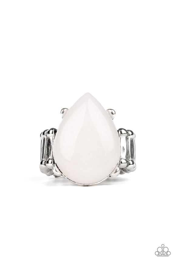 Mojave Minerals White ✧ Ring Ring