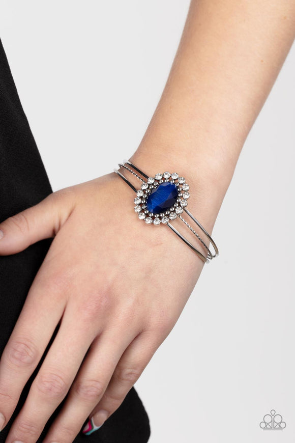 Prismatic Flower Patch Blue ✧ Bracelet Bracelet