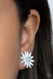 Sunshiny DAIS-y White ✧ Post Earrings Post Earrings