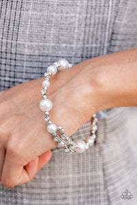 Bracelet Coil,Fiercely 5th Avenue,White,Chicly Celebrity White  ✧ Bracelet