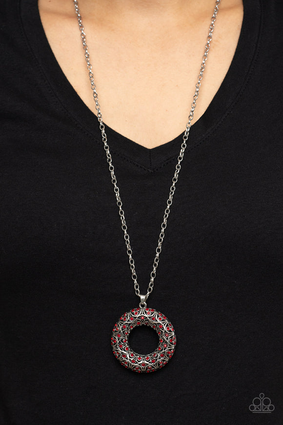 Wintry Wreath Red ✧ Necklace