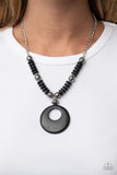 Oasis Goddess Black ✧ Necklace Short