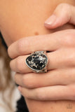 Earth Hearth Black ✧ Ring