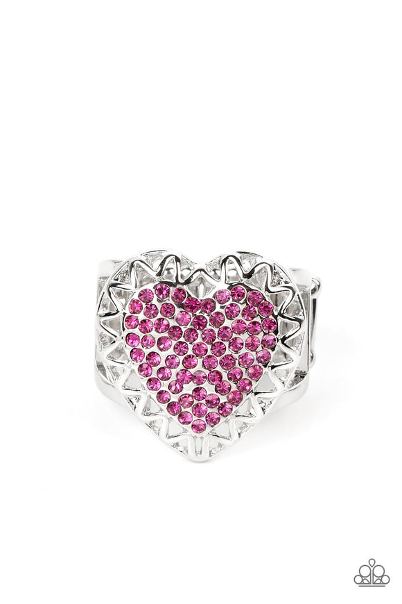 Romantic Escape Pink ✧ Heart Ring