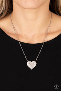 Hearts,Necklace Medium,Necklace Short,Silver,Valentine's Day,White,Spellbinding Sweetheart White ✧ Heart Necklace