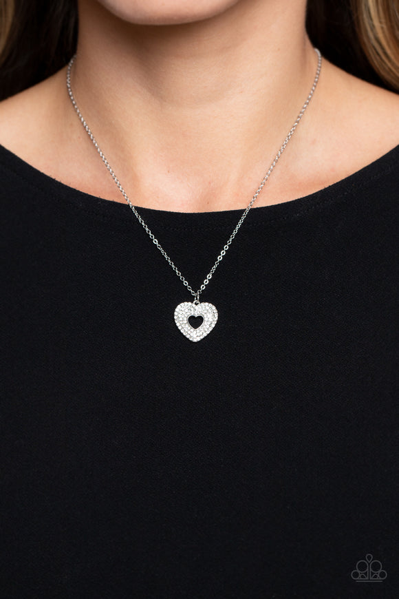 Romantic Retreat White ✧ Heart Necklace