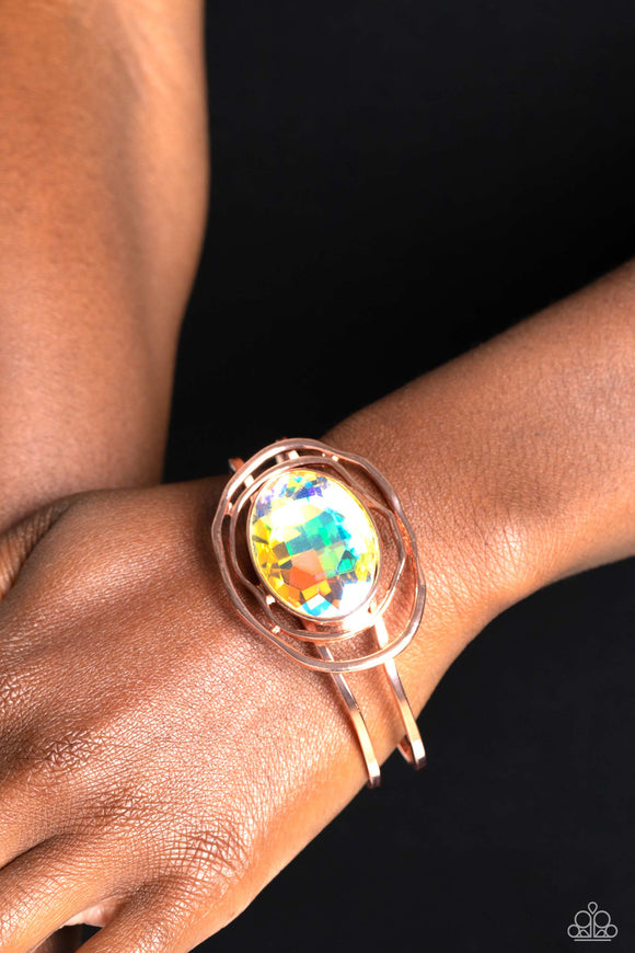 Substantial Sorceress Copper ✧ Iridescent Hinged Bracelet