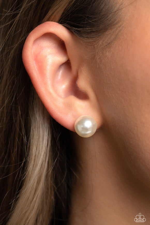 Debutante Details White ✧ Pearl Post Earrings