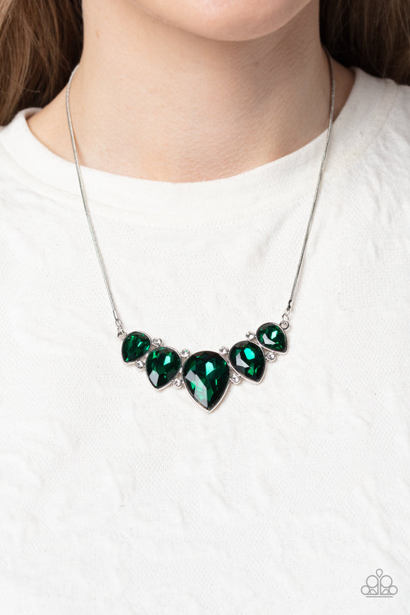 Regally Refined Green ✧ Necklace