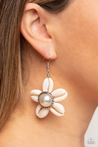 Earrings Fish Hook,Shell,White,Say SEAS White ✧ Earrings