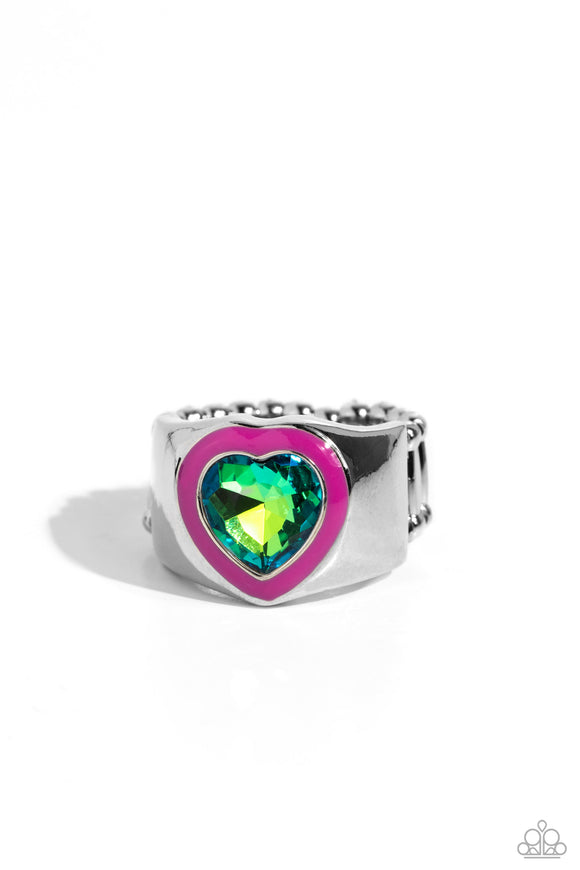 Fond Regard Pink ✧  Heart UV Shimmer Ring
