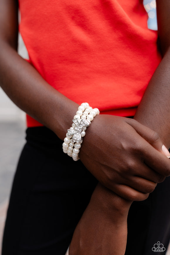 How Do You Do? White ✧ Stretch Bracelet