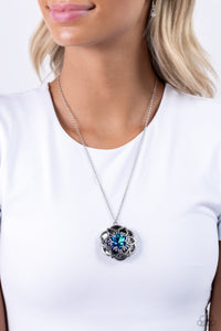 Blue,Necklace Short,UV Shimmer,Flowering Fantasy Blue ✧ UV Gem Necklace