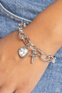 Bracelet Clasp,Initial,White,Guess Now Its INITIAL White - T ✧ Bracelet
