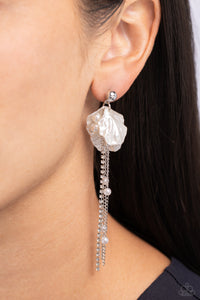 Earrings Post,White,Graceful Gesture White ✧ Post Earrings