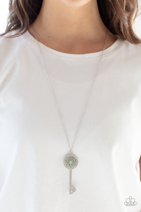 Keeping Secrets Green ✨ Necklace Long