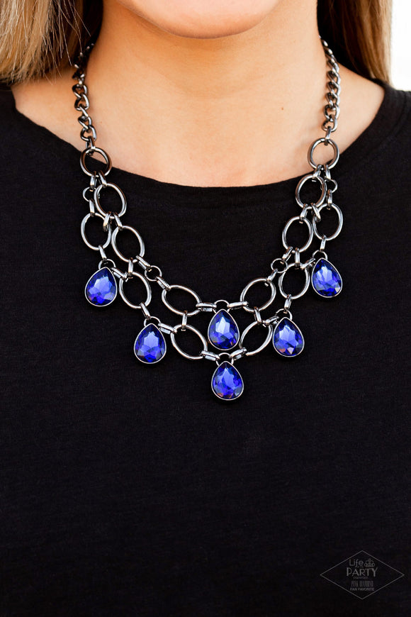 Show-Stopping Shimmer Blue ✨ Necklace Short