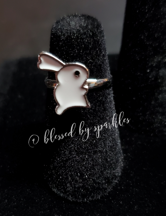 White Bunny Starlet Shimmer Ring SS Ring