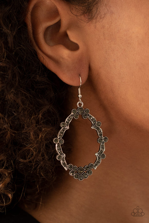 Sparkly Status Silver ✧ Earrings Earrings