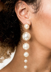 Earrings Post,Fiercely 5th Avenue,Gold,Living a WEALTHY Lifestyle Gold ✧Post Earrings