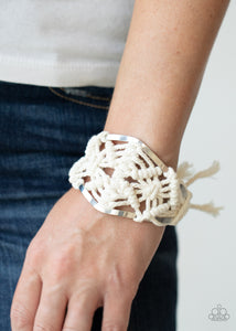 Bracelet Cuff,Bracelet Macramé,Life of the Party,Macramé,Macramé Mode White ✧ Cuff Bracelet